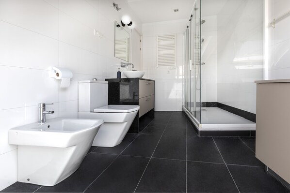 Maisonette, 1 Schlafzimmer | Badezimmer