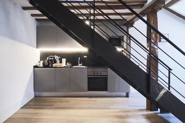 Deluxe Duplex, 2 Bedrooms | Private kitchenette | Full-size fridge, microwave, oven, dishwasher