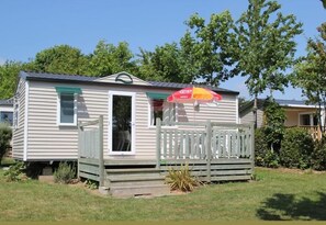 活动屋 (2-4 persons) | 露台