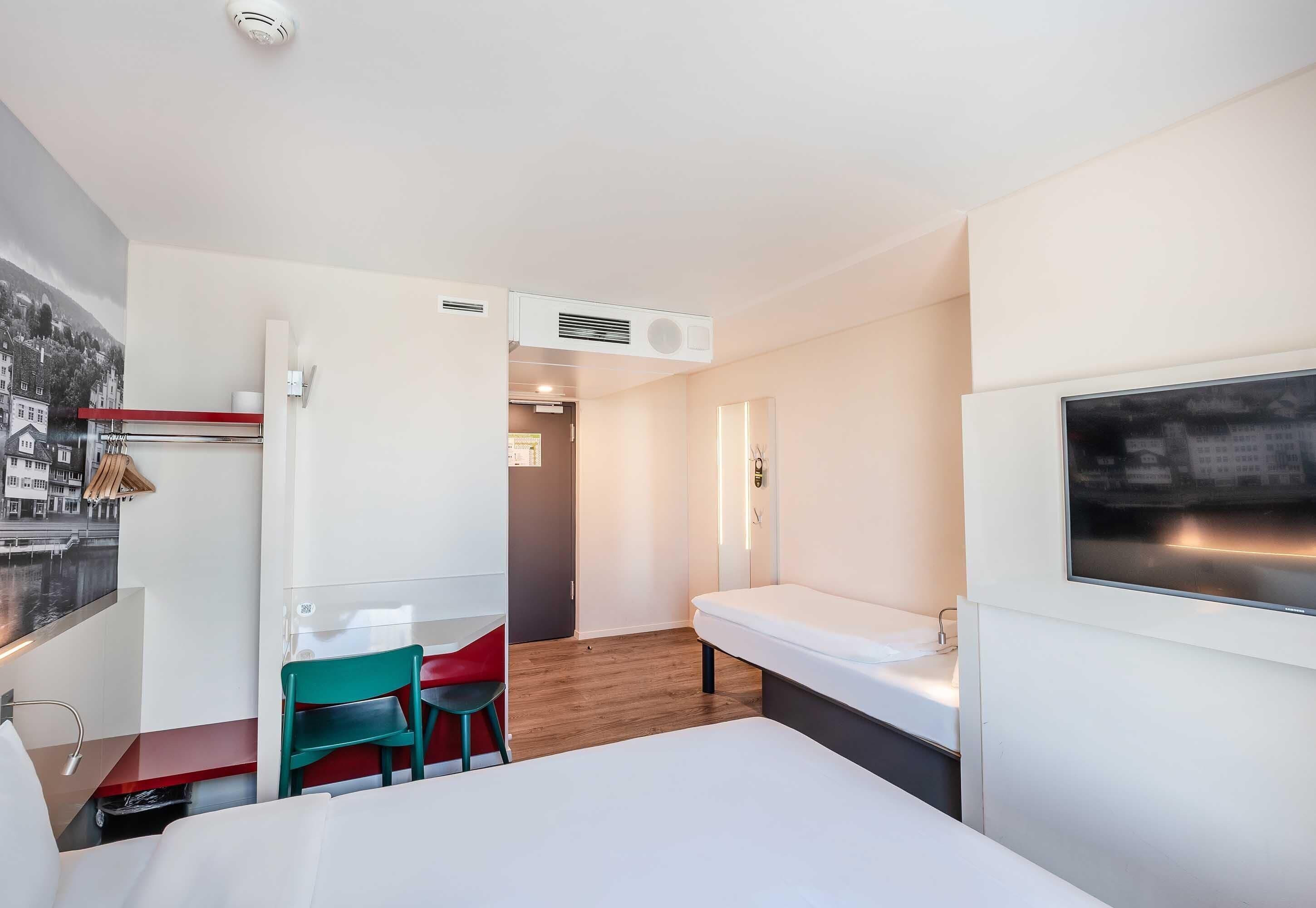 Dreibettzimmer
