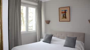 Bureau, lits bébé (gratuits), Wi-Fi gratuit, draps fournis