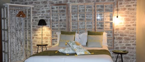 Wi-Fi gratuit, draps fournis