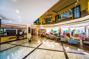 Lobby sitting area - Bieno Venus Hotel (Manavgat)