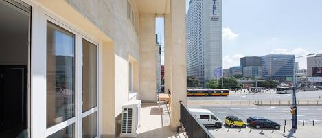 Apartamento exclusivo, 2 quartos, terraço, vista para a cidade | Terraço/pátio