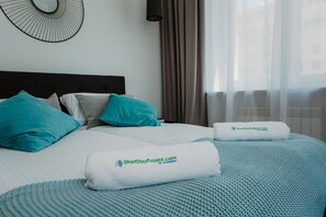 Exclusive Apartment, 2 Bedrooms, Terrace, City View | 1 bedroom, premium bedding, soundproofing, iron/ironing board