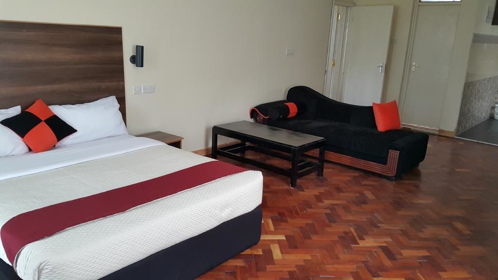 deluxe double or twin room | premium bedding, minibar, desk, free wifi
