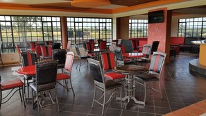 Breakfast, lunch, dinner served; local and international cuisine  - Anka Resort (Nanyuki)