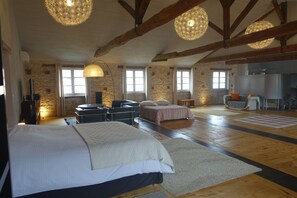 Comfort loft, privébadkamer (Loft) | 1 slaapkamer