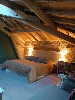 Comfort Double Room, Ensuite - Le Jardin Des Cèdres (Lavaur)