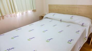 Free cots/infant beds, free WiFi, bed sheets