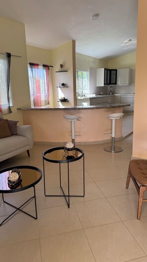 Comfort Condo, 3 Bedrooms, 2 Bathrooms | Living area | Flat-screen TV