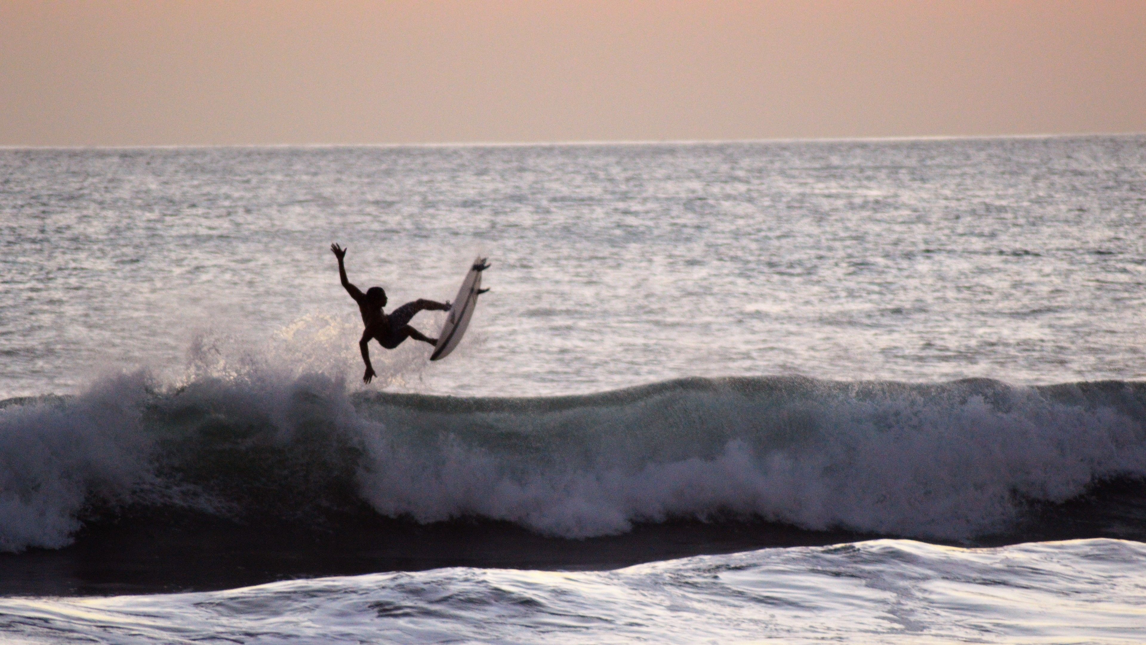 surfing/boogie boarding
