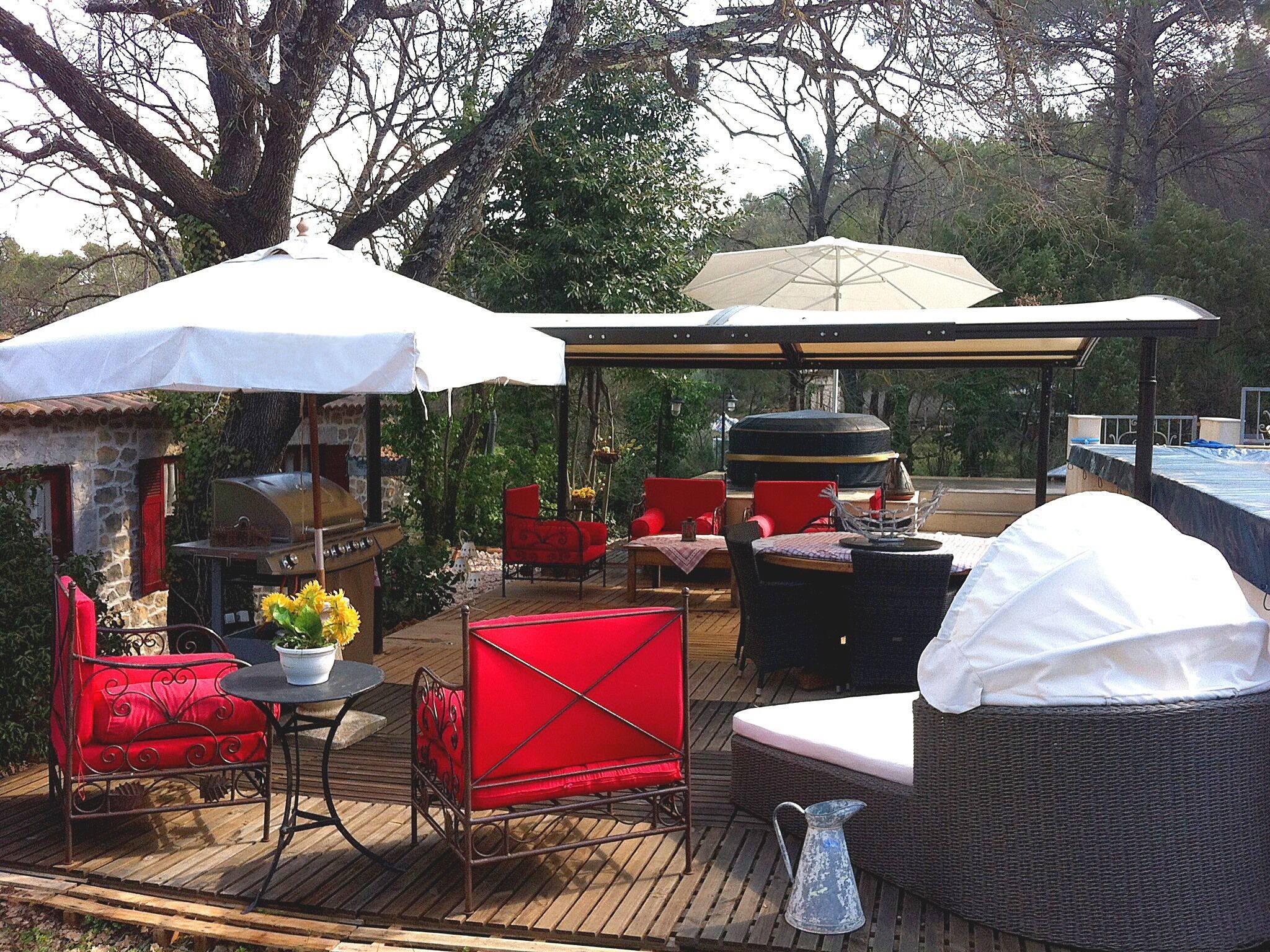 コンフォート コテージ エンスイート プールビュー | 外観