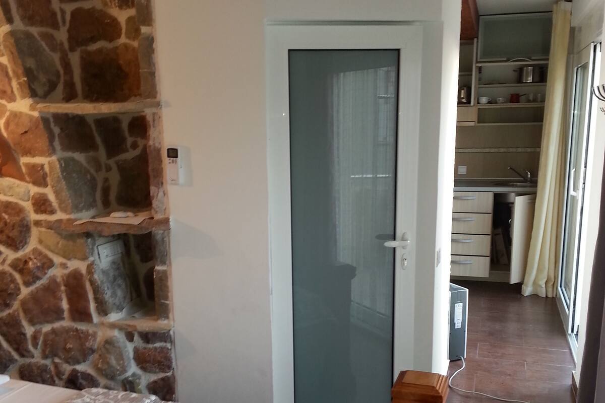 Apartment, 1 Schlafzimmer, Terrasse | Schallisolierte Zimmer, Bügeleisen/Bügelbrett, kostenlose Babybetten