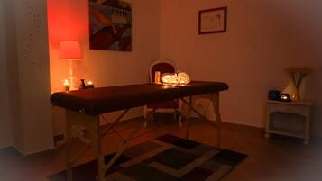 Massage in accommodation