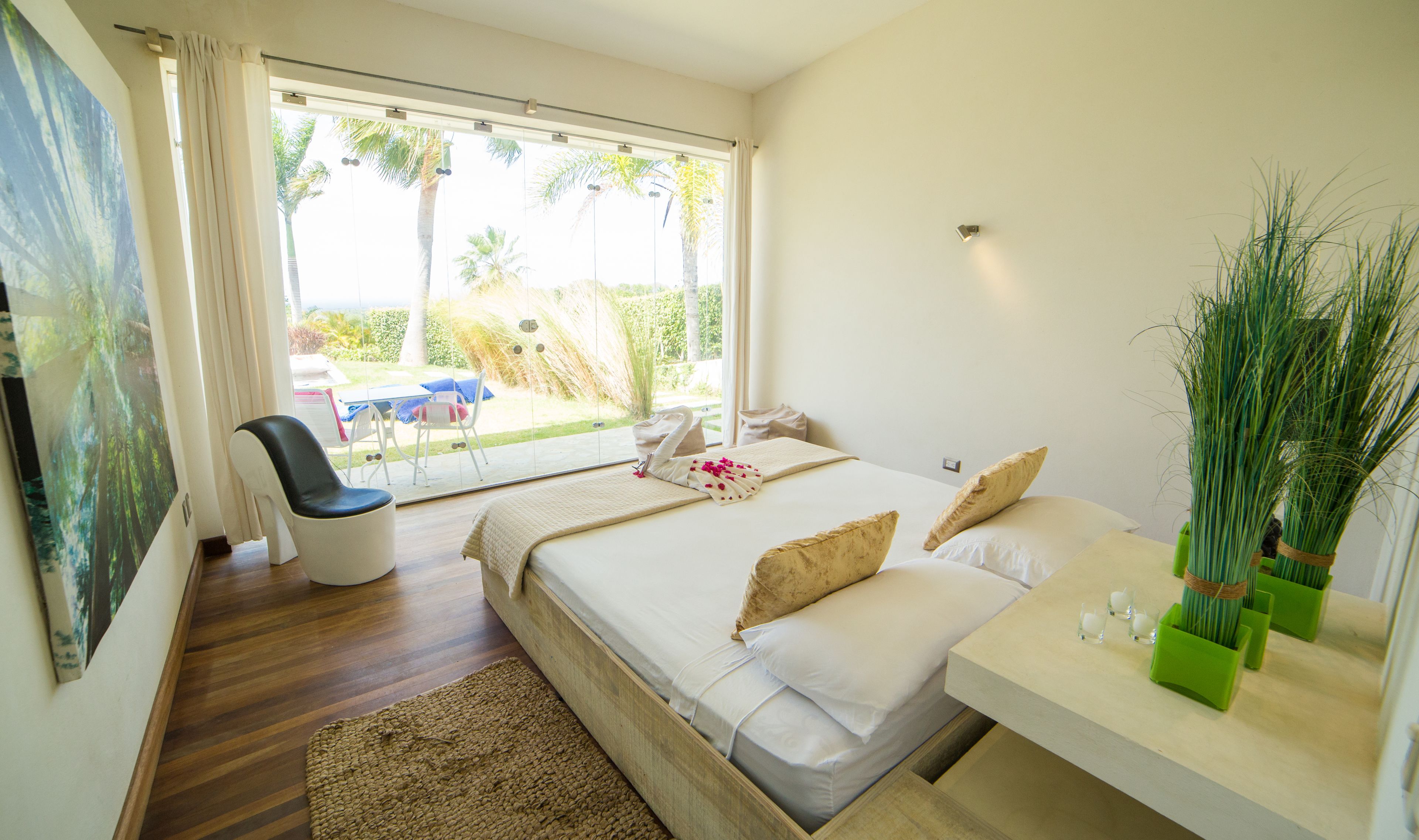 Romantic Villa, 2 Bedrooms, Hot Tub, Ocean View | Room amenity