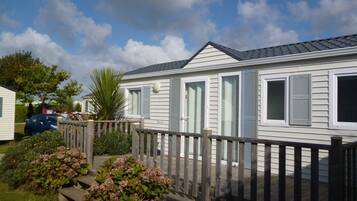 Mobile Home, 3 Bedrooms (Confort+ 32m²) | Teres/patio