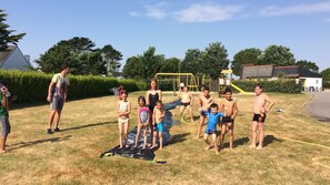 Children’s play area – outdoor