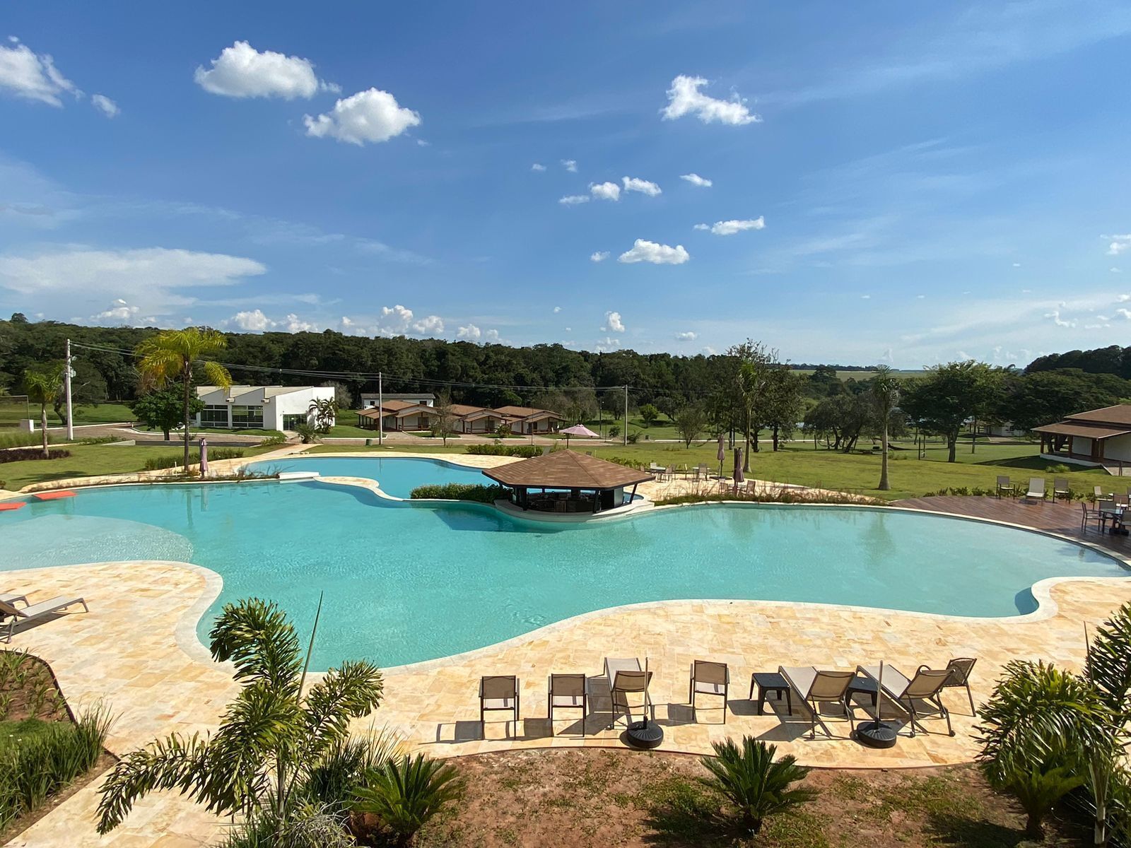 2 outdoor pools, open 9:00 AM to 9:00 PM, pool loungers