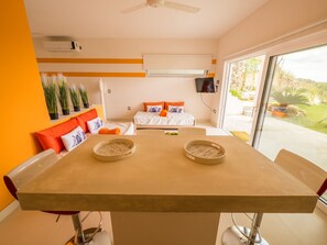 Villa | In-room dining - Villas Agua Dulce - Loft la Roca (Sosúa)