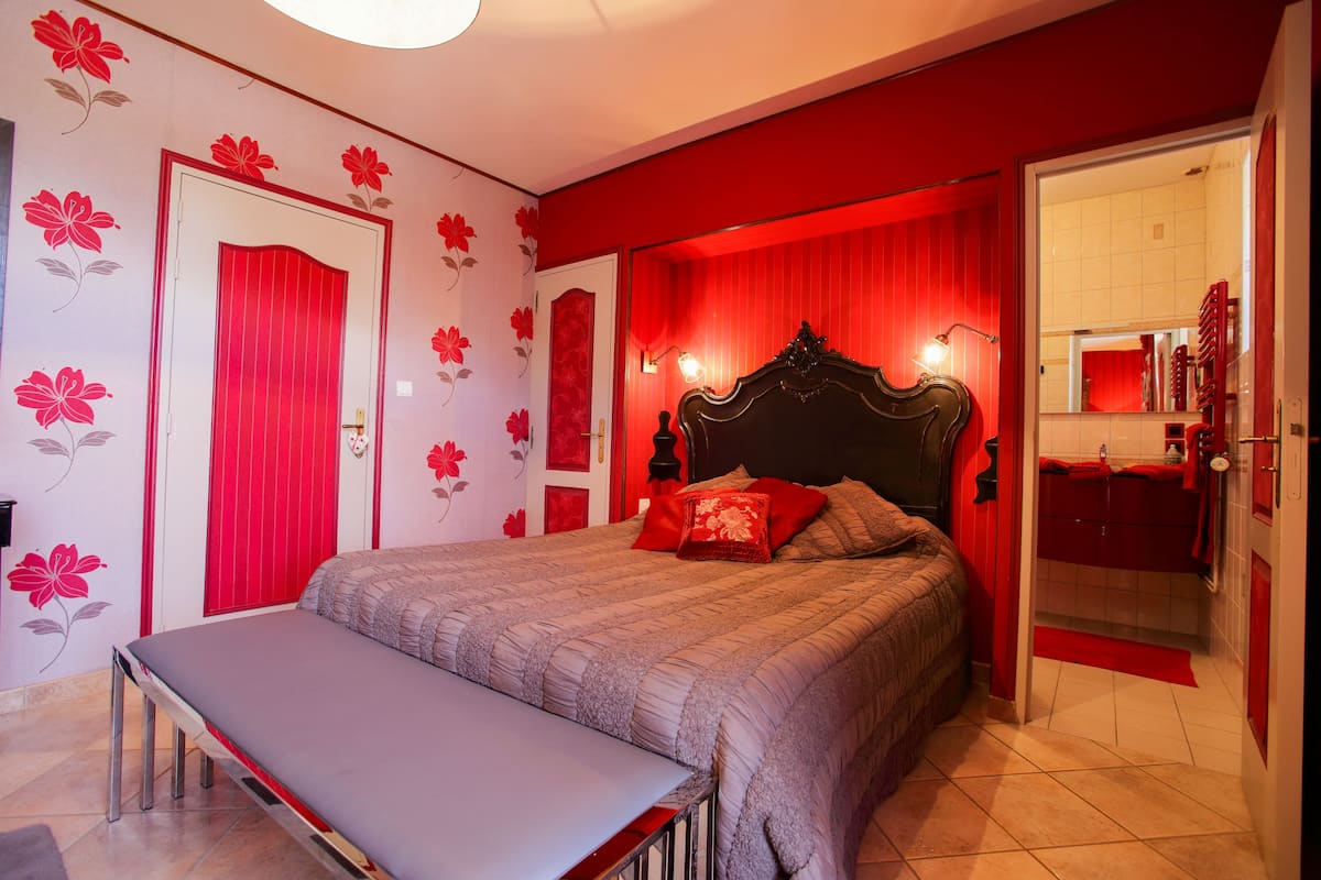 Premium Double Room, 1 Queen Bed (Yseult) | Iron/ironing board, free WiFi