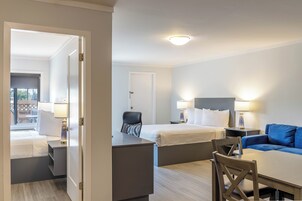 1 habitación, escritorio, tabla de planchar con plancha y wifi gratis