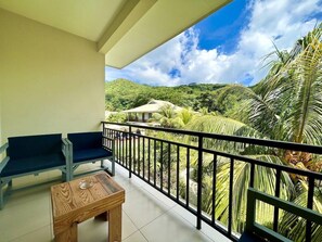 Property grounds - Anse La Mouche Holiday Apartments (Victoria)