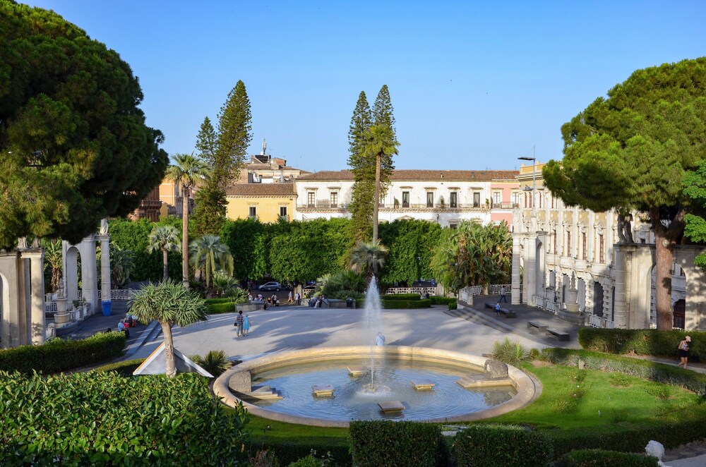 B&B | Affittacamere City Hall | Catania image