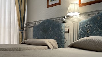 1 habitación, escritorio, cortinas blackout y sistema de insonorización