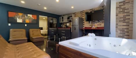 2-Bedroom apartment with jacuzzi | Living area