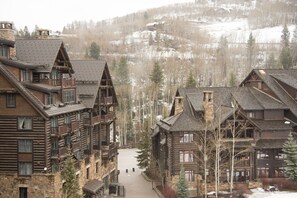 Exterior - Colorado Lodge at the Ritz Carlton (Avon)