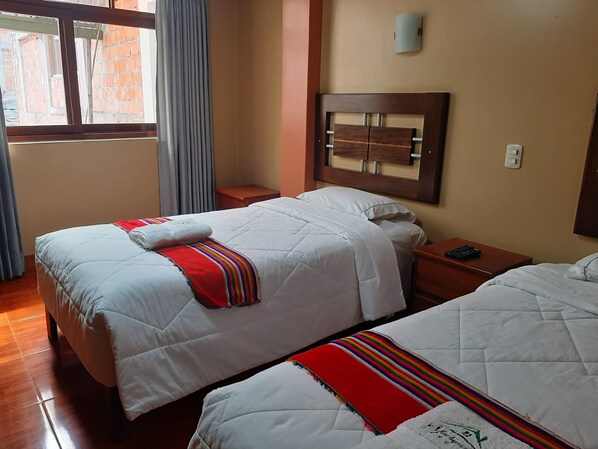 Standard Twin Room | Iron/ironing board, free WiFi