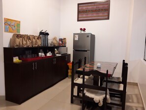 Bao gồm bữa sáng kiểu Âu hàng ngày 