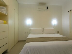 2 bedrooms, desk, blackout drapes, free WiFi - Davinci By Vtpvacaciones (Playa del Carmen)