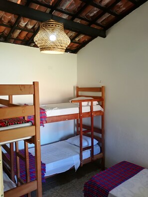 2 bedrooms, in-room safe, individually decorated, individually furnished - Hostel Ocaporé (Trairi)