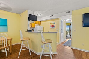 Dining - OBX2C at Station One 2 Bedroom Standard Condo, 0.2 Miles from Beach Access! (Kill Devil Hills)