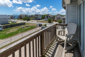Property grounds - OBX2C at Station One 2 Bedroom Standard Condo, 0.2 Miles from Beach Access! (Kill Devil Hills)