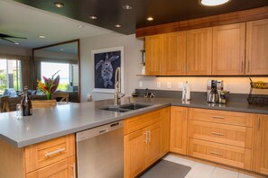 Fridge, microwave, oven, stovetop - Hale Kamaole 176 Ground floor condo, easy access to best beach on Maui! (Kihei)