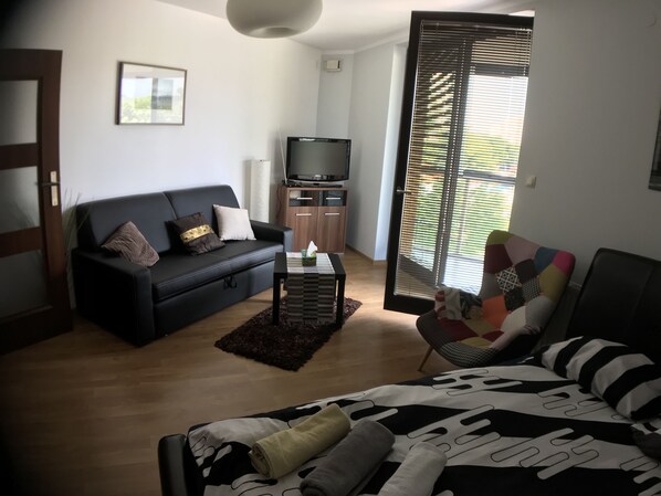 2 bedrooms