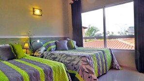 2 Schlafzimmer, Reisekinderbett, kostenloses WLAN, Bettwäsche