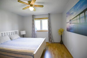 3 bedrooms, WiFi, bed sheets