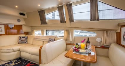 Boston Harbor Yacht, AC/Heat, Walk to North End WiFi