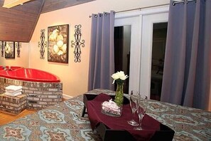 1 Schlafzimmer, kostenloses Internet, Bettwäsche