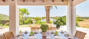 Storica Finca Biniarroga Nou, con piscina privata, vicino a Mahón