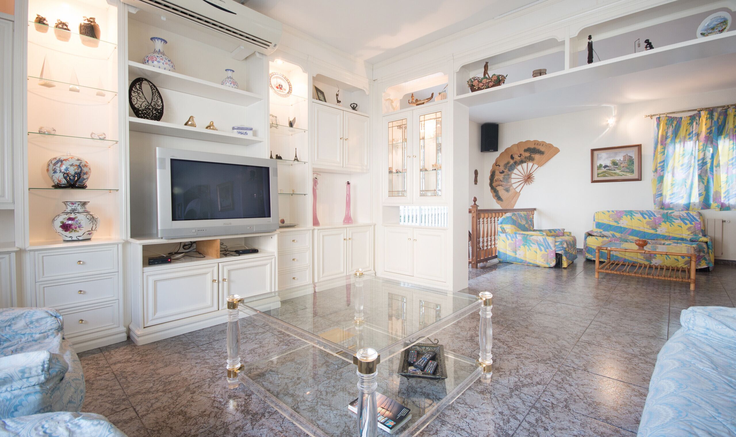 BFA 1 Great 6 bedroom house with pool, tennis and garden