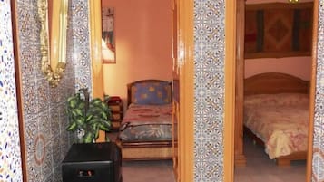 2 chambres, fer et planche Ă repasser, Wi-Fi, draps fournis