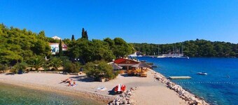 Seafront rural house at Croatia island for families and large groups