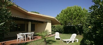 Apartment in villa 150 meters from the Giannella beach