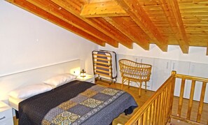 Free WiFi, bed sheets - La Quiete 56 Holideal Apartment (Tremosine)