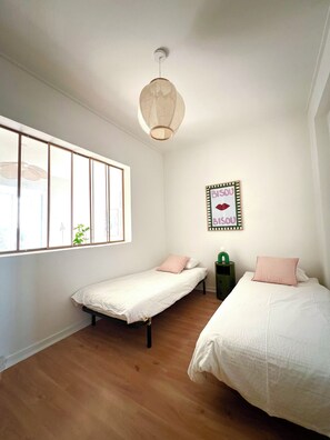 2 Schlafzimmer, Bügeleisen/Bügelbrett, Reisekinderbett, kostenloses WLAN